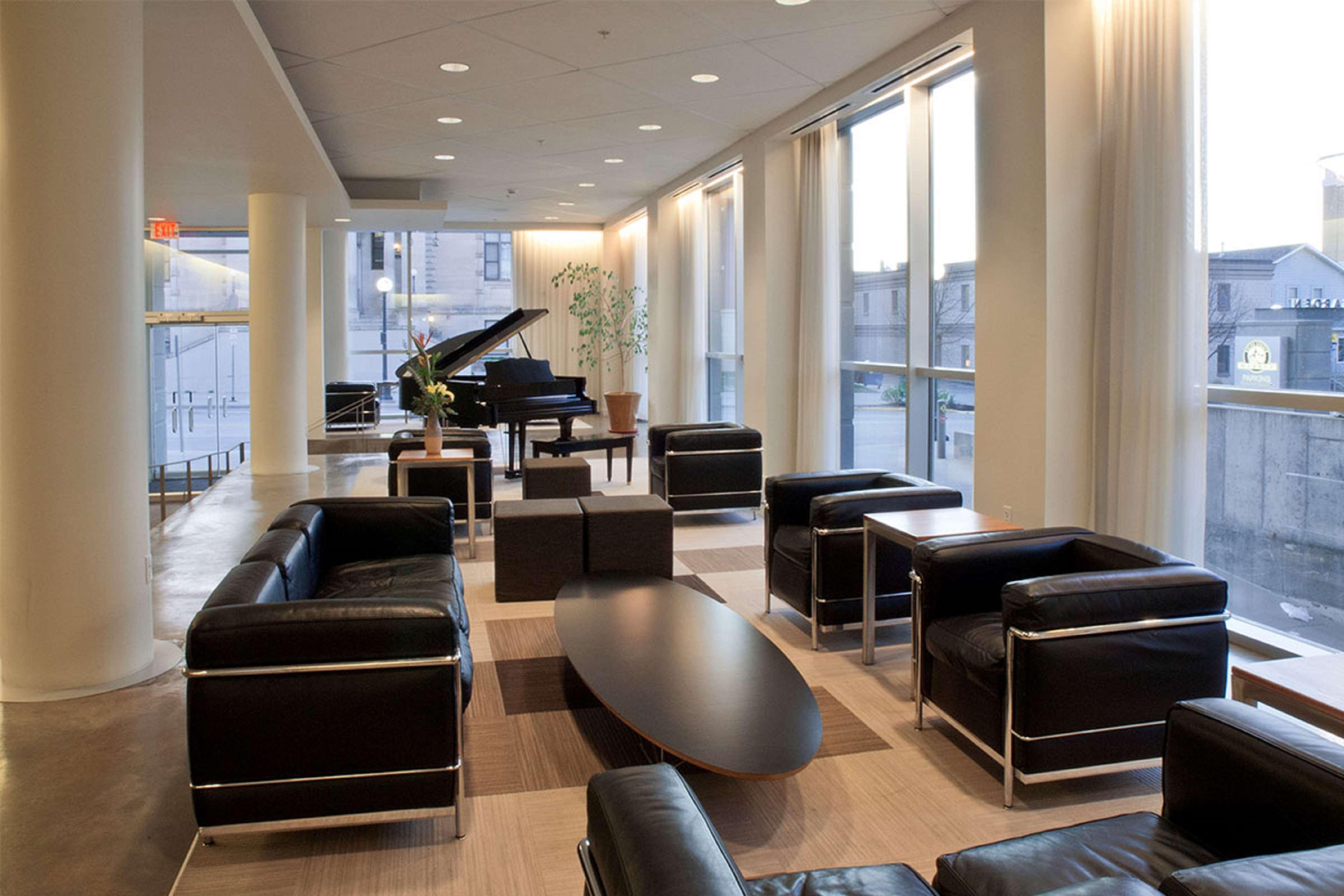 Hotelvetro Iowa City, Tapestry Collection By Hilton Exterior photo